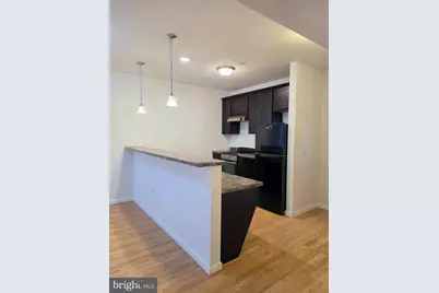 121 S 43rd Street #102, Philadelphia, PA 19104 - Photo 2