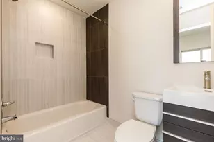 812 N Burns St, Philadelphia, PA 19130 - Photo 12