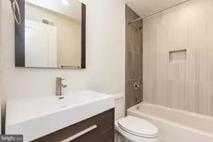 812 N Burns St, Philadelphia, PA 19130 - Photo 6