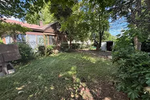 836 Strahle St, Philadelphia, PA 19111 - Photo 14