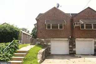 6915 Oakley St, Philadelphia, PA 19111 - Photo 2