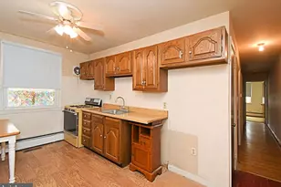 6915 Oakley St, Philadelphia, PA 19111 - Photo 8