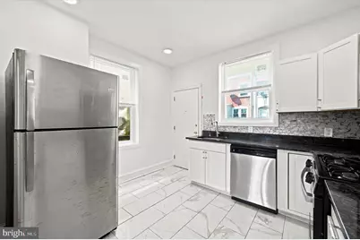 1631 W Wyoming Avenue, Philadelphia, PA 19140 - Photo 6