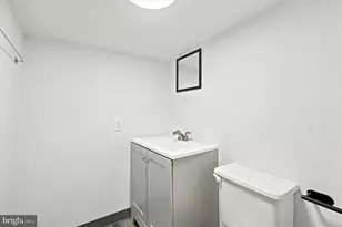 1631 W Wyoming Ave, Philadelphia, PA 19140 - Photo 12