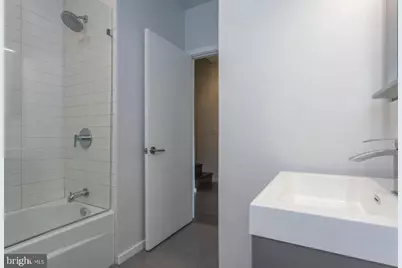 527 W Jefferson Street, Philadelphia, PA 19122 - Photo 10
