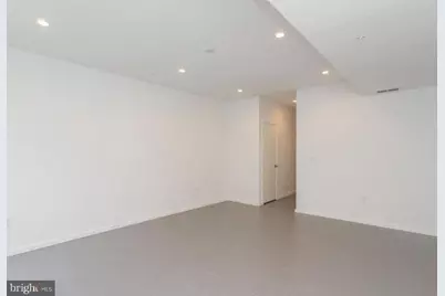 527 W Jefferson Street, Philadelphia, PA 19122 - Photo 14