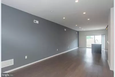 527 W Jefferson Street, Philadelphia, PA 19122 - Photo 2