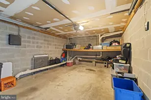 6925 Sprague St, Philadelphia, PA 19119 - Photo 32