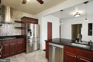 3311 Reed St, Philadelphia, PA 19146 - Photo 12