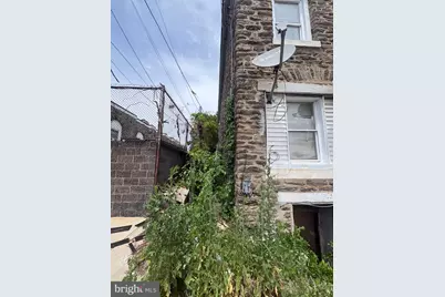 2037 W Toronto Street, Philadelphia, PA 19132 - Photo 2