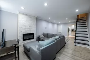 2117 Mountain St, Philadelphia, PA 19145 - Photo 4