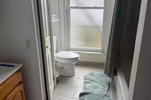 1838 Green St, Philadelphia, PA 19130 - Photo 8