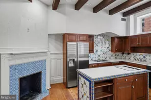 1806 Delancey Pl, Philadelphia, PA 19103 - Photo 10