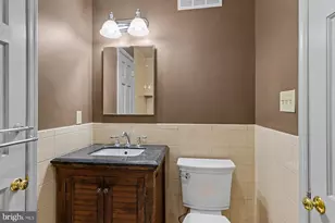1806 Delancey Pl, Philadelphia, PA 19103 - Photo 38