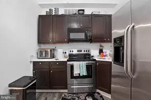 2026 N 8th St, Philadelphia, PA 19122 - Photo 2