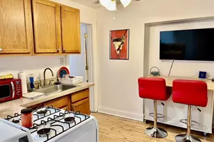 1930 Bainbridge St, Philadelphia, PA 19146 - Photo 4