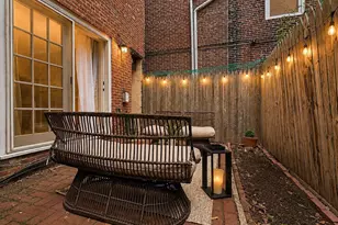 817 S Leithgow St, Philadelphia, PA 19147 - Photo 10