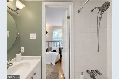 817 S Leithgow Street, Philadelphia, PA 19147 - Photo 30