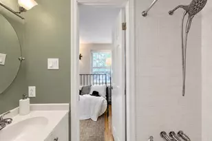 817 S Leithgow St, Philadelphia, PA 19147 - Photo 30