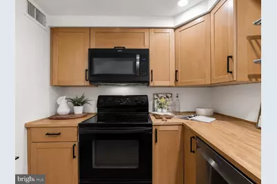 817 S Leithgow Street, Philadelphia, PA 19147 - Photo 34
