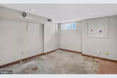 2419 S Woodstock Street, Philadelphia, PA 19145 - Photo 22