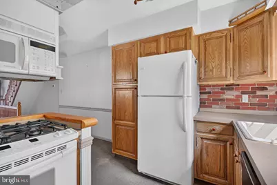 2419 S Woodstock Street, Philadelphia, PA 19145 - Photo 12