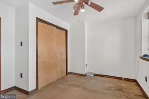 2419 S Woodstock St, Philadelphia, PA 19145 - Photo 18