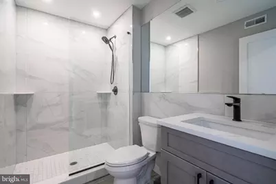 2401 Washington Avenue #3F, Philadelphia, PA 19146 - Photo 4