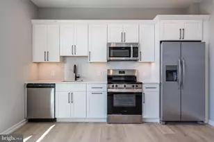 2401 Washington Ave, Philadelphia, PA 19146 - Photo 6