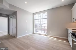 2401 Washington Ave, Philadelphia, PA 19146 - Photo 8