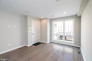 1434 Clymer St, Philadelphia, PA 19146 - Photo 4