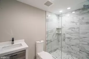 1434 Clymer St, Philadelphia, PA 19146 - Photo 16