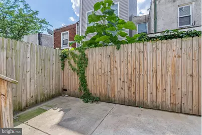 2242 N Howard Street, Philadelphia, PA 19133 - Photo 8
