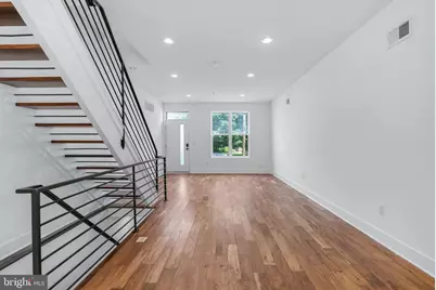 2242 N Howard Street, Philadelphia, PA 19133 - Photo 4