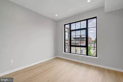 1205 S 15th Street #3D, Philadelphia, PA 19146 - Photo 4
