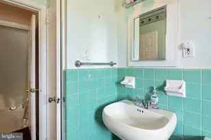 513 Burgess St, Philadelphia, PA 19116 - Photo 12