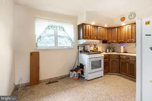 513 Burgess St, Philadelphia, PA 19116 - Photo 4