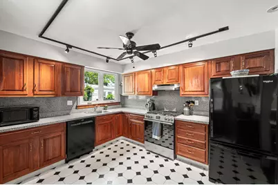 3465 W Queen Lane, Philadelphia, PA 19129 - Photo 8