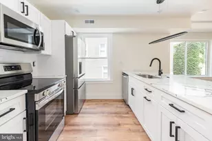 1715 S 18th St, Philadelphia, PA 19145 - Photo 8