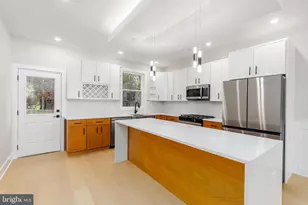 1421 21st St, Philadelphia, PA 19146 - Photo 2