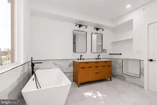 1421 21st St, Philadelphia, PA 19146 - Photo 22