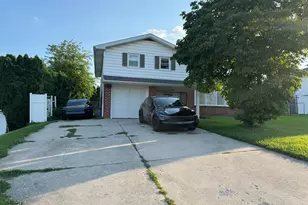 122 Pocasset Rd, Philadelphia, PA 19115 - Photo 2