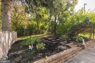 535 Gerhard St, Philadelphia, PA 19128 - Photo 4