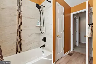 535 Gerhard St, Philadelphia, PA 19128 - Photo 18