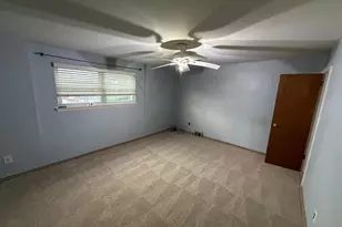 830 Lawler St, Philadelphia, PA 19116 - Photo 8
