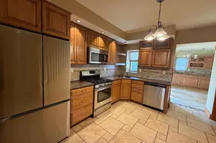 214 Grape St, Philadelphia, PA 19128 - Photo 6