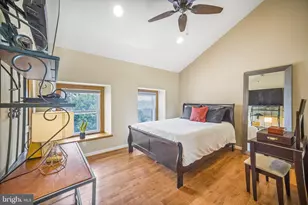214 Grape St, Philadelphia, PA 19128 - Photo 24