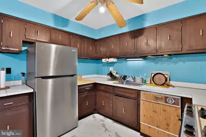 7819 Venus Place, Philadelphia, PA 19153 - Photo 12