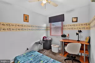 7819 Venus Pl, Philadelphia, PA 19153 - Photo 24