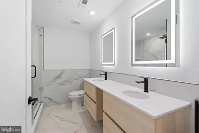 208 Vine Street #3C, Philadelphia, PA 19106 - Photo 12